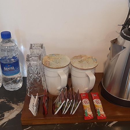 Dhanudi Homestay エッラ エクステリア 写真