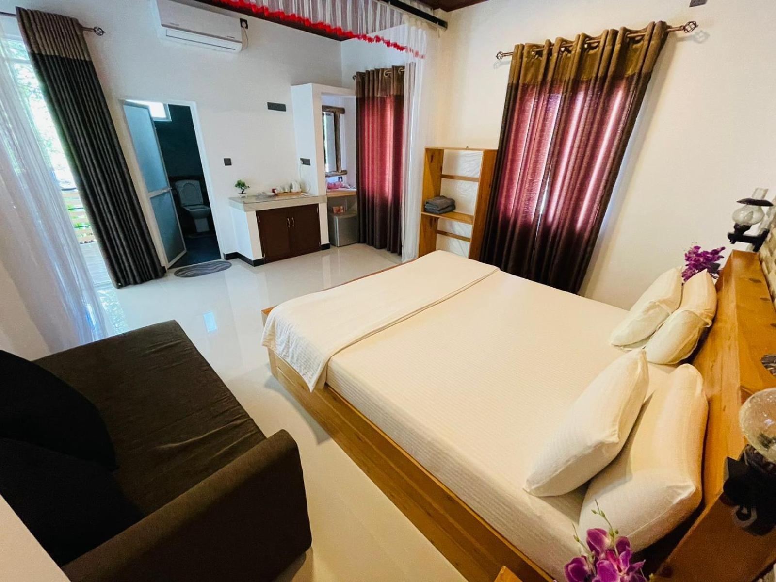 Dhanudi Homestay エッラ エクステリア 写真