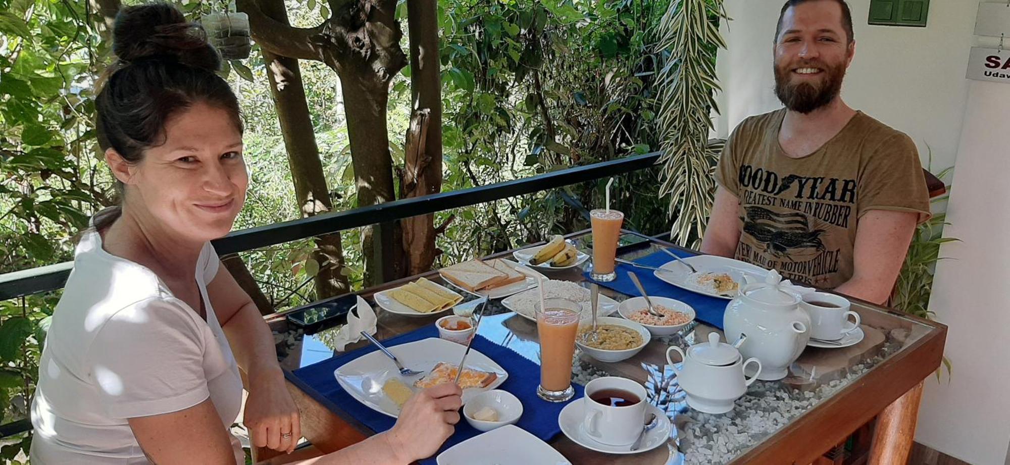 Dhanudi Homestay エッラ エクステリア 写真
